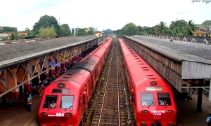 සඳුදා සිට සියලු කාර්යාල දුම්රිය ධාවනයට